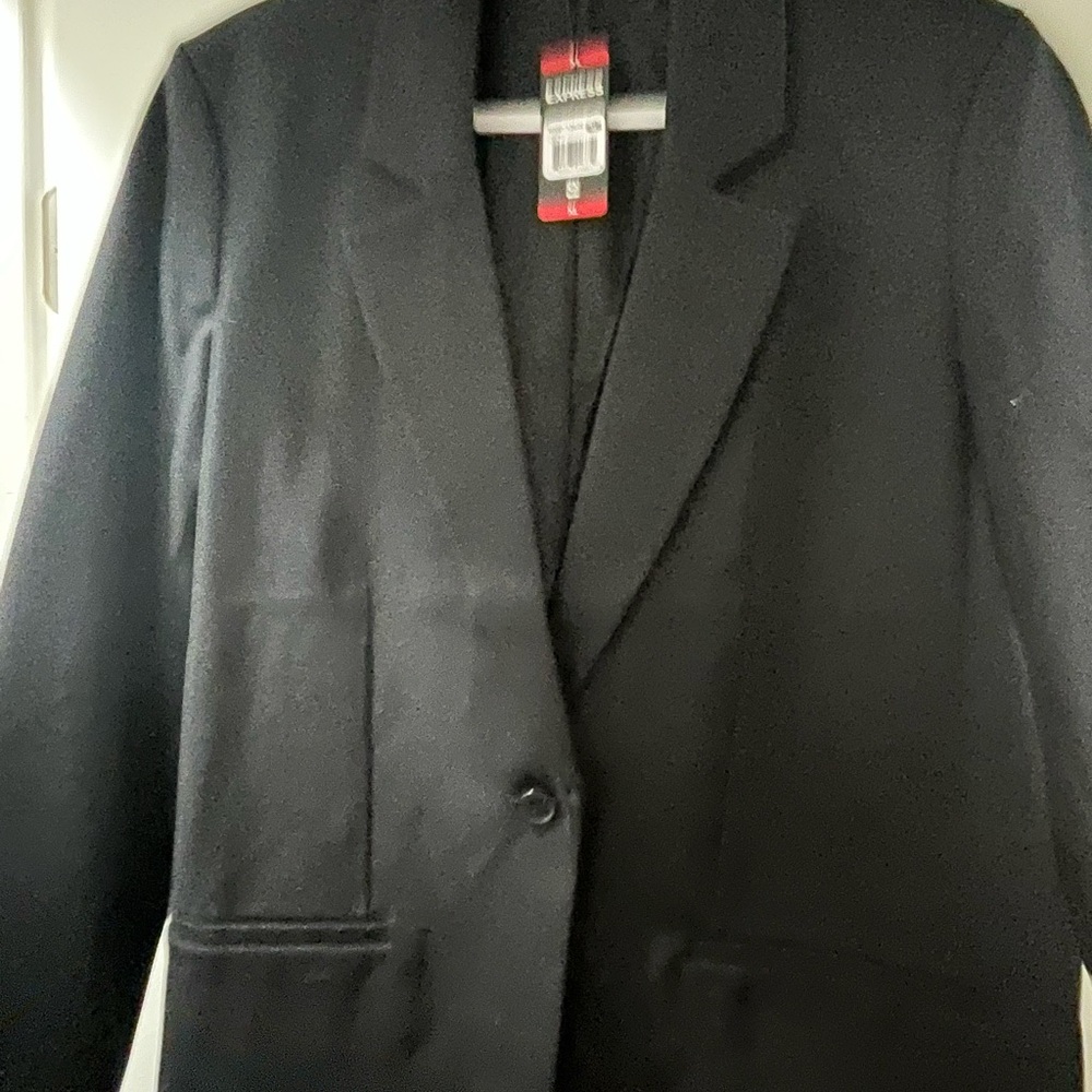 Express pointe Woman Single-Button Blazer